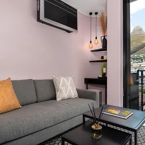https://the-flamingo-708.hotels-capetown.com